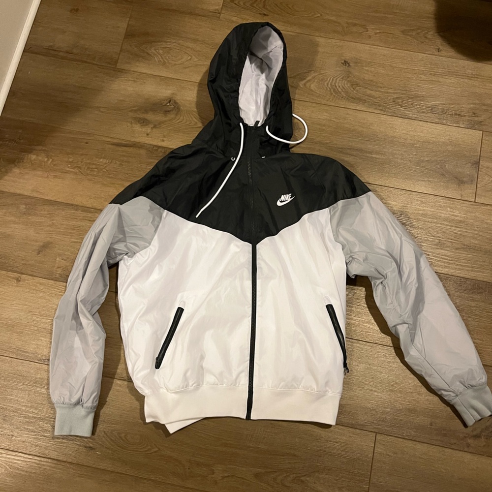 Nike wind breaker zip up